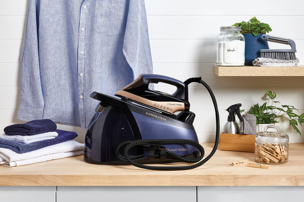 Supreme Iron & Steamer Station - Black & Blue Supreme Iron & Steamer Station - Black & Blue image 1